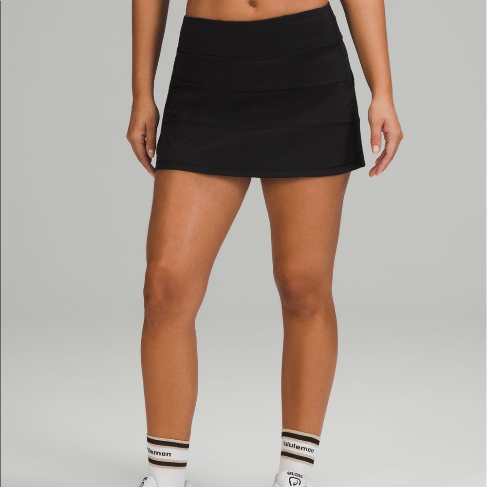 Lululemon | Mid- Rise Tennis Skirt